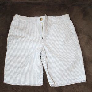 boys shorts , vineyard vines